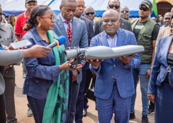 Makokou : 930 lampadaires solaires pour éclairer près de 80 villages et localités de l’Ogooué-Ivindo