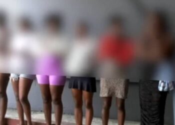 Proxénétisme via WhatsApp : un vaste réseau démantelé par la Police judiciaire au Gabon