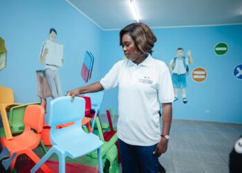 Zita Oligui Nguema : des actions concrètes en faveur de l’éducation, du développement rural et de la valorisation des traditions locales dans le canton Basse-Louetsi