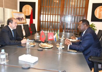 Coopération Gabon–Maroc : des discussions stratégiques avec Royal Air Maroc en prélude à la CAN 2025