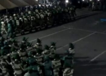 Franceville : 1 020 recrues du contingent 2025 de la Garde républicaine et du Génie militaire présentées au drapeau