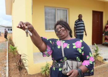 Bikele-Nzong : 260 familles relogées grâce à la volonté présidentielle