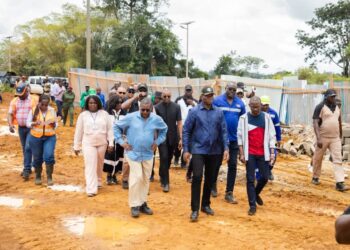 Oligui Nguema à Lebamba et Makongonio : « Le développement du Gabon se construit sur le terrain, pas depuis les bureaux de Libreville »