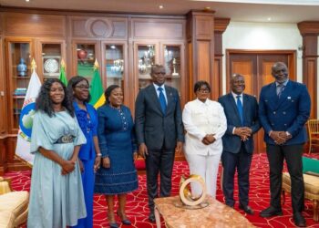 Le Président Oligui Nguema reçoit le Bureau International des Expositions : le Gabon honoré du “Golden Prize” d’Osaka