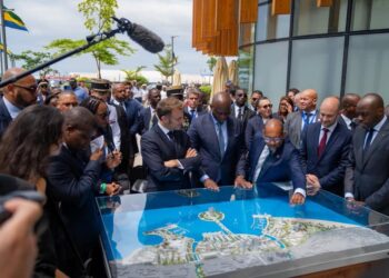 Visite d’État d’Emmanuel Macron à Libreville : la Baie des Rois, dernière étape dédiée au climat et à la coopération environnementale