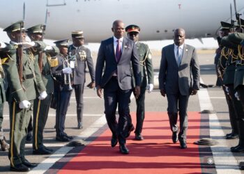 Brice Clotaire Oligui Nguema prend part au 7ᵉ Sommet UA-UE consacré à la paix et au multilatéralisme