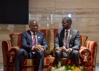 Brice Clotaire Oligui Nguema et Bassirou Diomaye Faye renforcent l’axe Gabon–Sénégal à Luanda