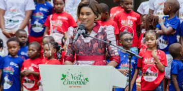 Zita Oligui Nguema au cœur de « Noël Ensemble 2025 » : une Première Dame engagée pour l’enfance gabonaise