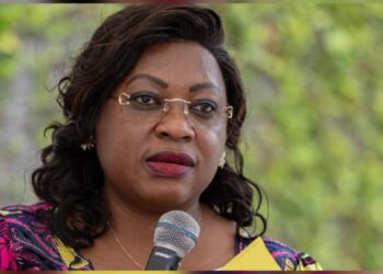 « Une femme de rigueur à la tête du Sénat » : Oligui Nguema salue l’élection d’Huguette Nyana Ekoume