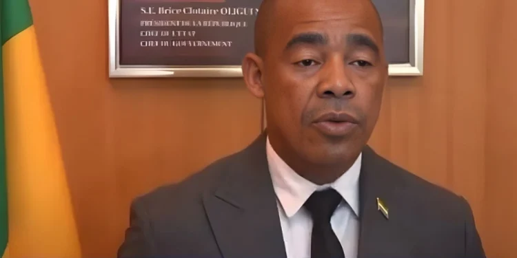 Suspension des réseaux au Gabon : le gouvernement fait bloc derrière la HAC et promet une réforme numérique