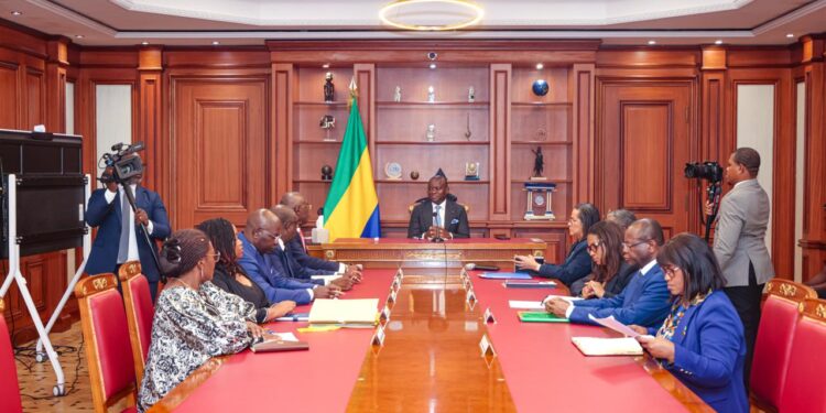 Gabon : Oligui Nguema installe le dialogue politique comme levier de gouvernance
