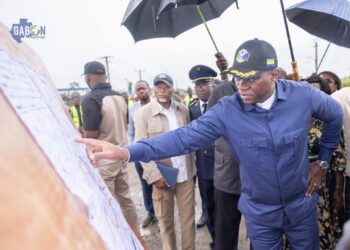 Retard sur les travaux routiers : sur l’axe Libreville-Ntoum, Oligui Nguema hausse le ton et impose le rythme