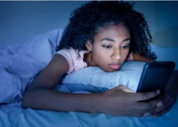 Internet sans règles, enfants en danger : pourquoi le Gabon a tranché