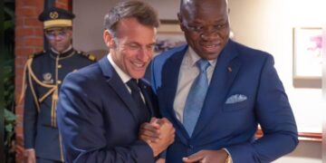 Tête-à-tête Brice Clotaire Oligui Nguema et Emmanuel Macron : Nairobi consacre le nouveau logiciel politique entre Libreville et Paris