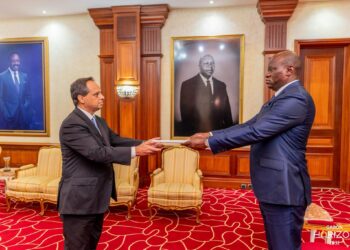 Gabon : Brice Clotaire Oligui Nguema reçoit les lettres de créance de Cinq nouveaux Ambassadeurs