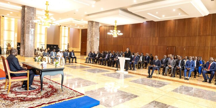 Impôts, digitalisation et performance : Oligui Nguema lance la bataille des recettes pour financer le Gabon de demain