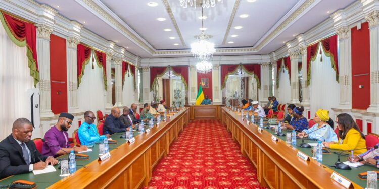 Les chefs de missions diplomatiques africaines au palais Rénovation : Oligui Nguema place l’Afrique au cœur de sa diplomatie et ambitionne de faire du Gabon un carrefour continental