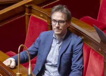Entre parlement et diplomatie : une confusion des niveaux de lecture 