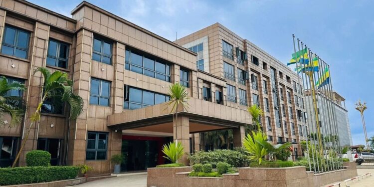 Évaluation de la CNUCC : poursuite du deuxième jour des travaux à l&rsquo;hôtel boulevard de Libreville