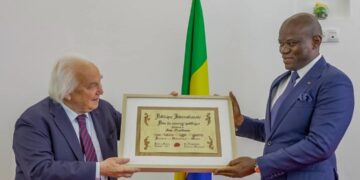 Brice Clotaire Oligui Nguema reçoit le Prix du Courage politique : la reconnaissance internationale d’une trajectoire de transformation du Gabon