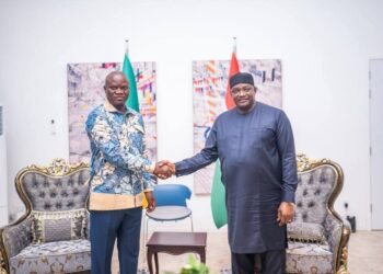 Après le Ghana, Oligui Nguema poursuit son offensive diplomatique en Gambie