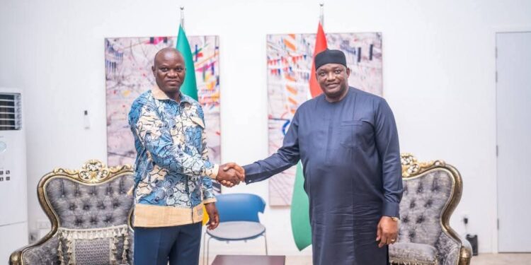 Après le Ghana, Oligui Nguema poursuit son offensive diplomatique en Gambie