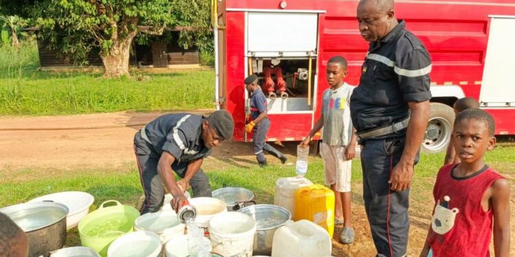 Gabon : l&rsquo;État reprend le contrôle du commerce de l&rsquo;eau et met fin à la spéculation
