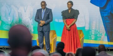 Visite d&rsquo;État en France ; Brice Clotaire Oligui Nguema mobilise la diaspora autour de la construction de la Vᵉ République