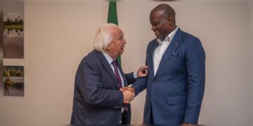 Du changement institutionnel à la refondation de l’État : pourquoi Politique Internationale voit dans la transition gabonaise un acte politique majeur