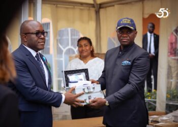 Santé : Oligui Nguema procède à la remise d’un important lot d’équipements médicaux au CHUL