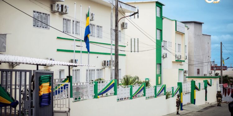 Santé publique : Brice Clotaire Oligui Nguema modernise le laboratoire national via un investissement de 880 millions de FCFA
