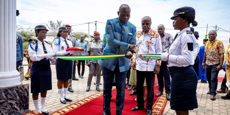 Patrimoine : Oligui Nguema inaugure le Complexe mémoriel Léon Mba et réhabilite la mémoire du Père de la Nation