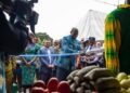 Commerce : à Mindoubé, Oligui Nguema inaugure un nouveau marché et modernise le commerce de proximité
