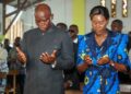 Ogooué-Ivindo : le Couple présidentiel et les populations rendent grâce après la Fête de la Libération